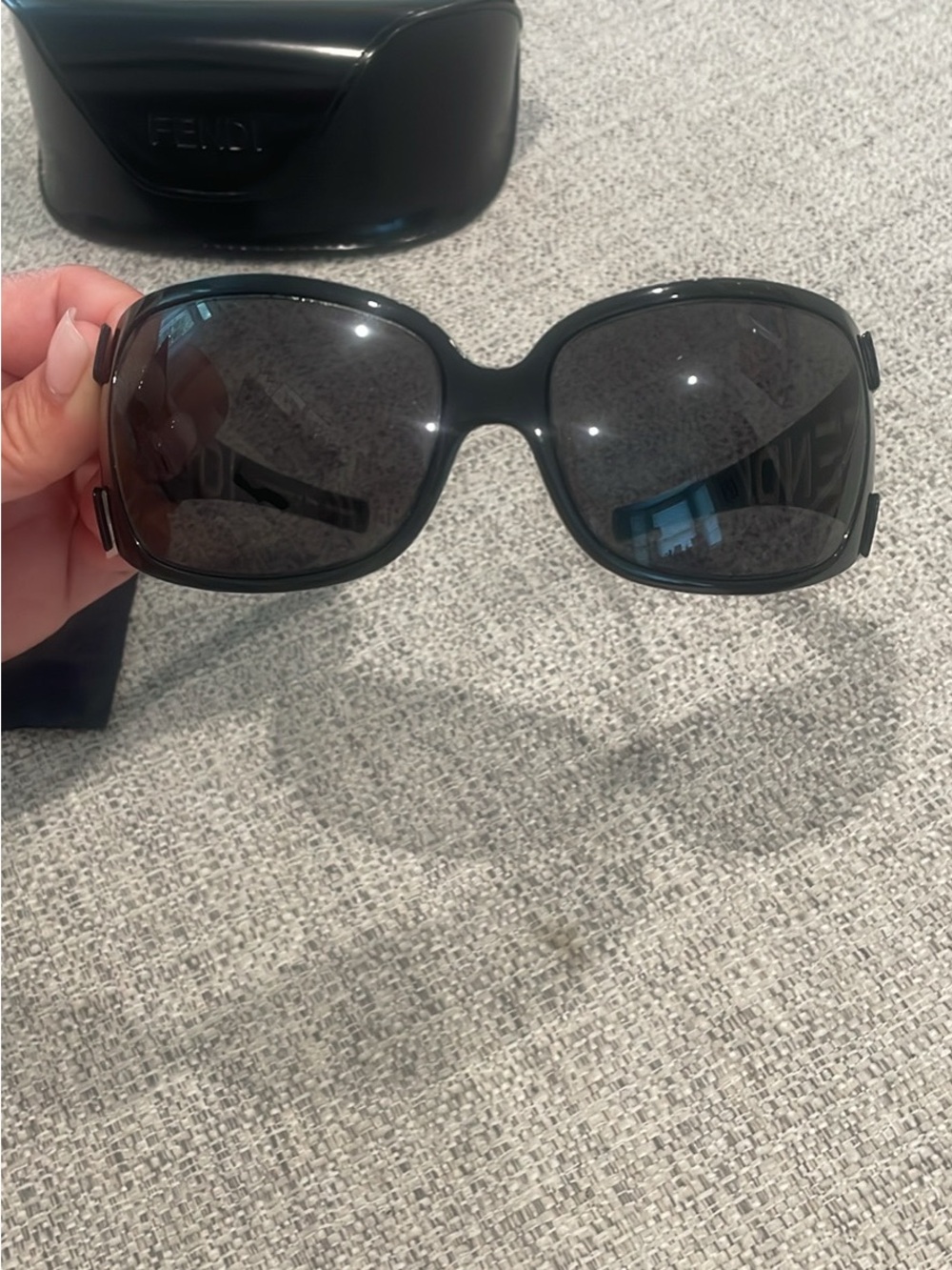 Fendi Women's Black Oversized Y2K Square Sunglasses